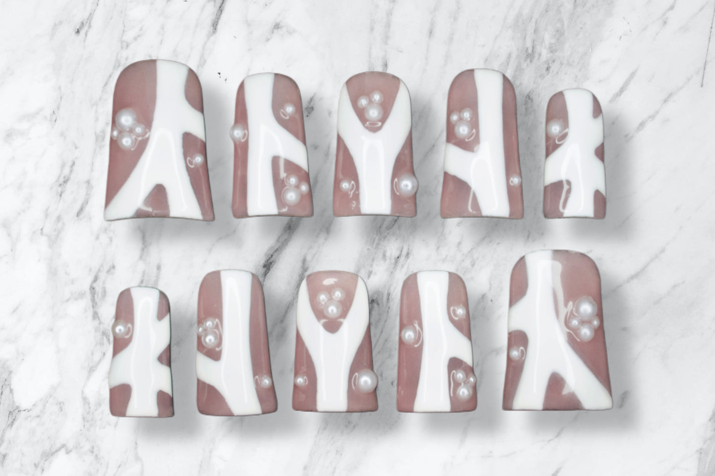 “NY” Press On Nails Set L